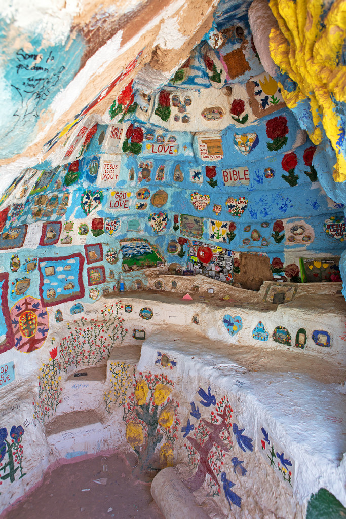 Salvation Mountain Alcove
