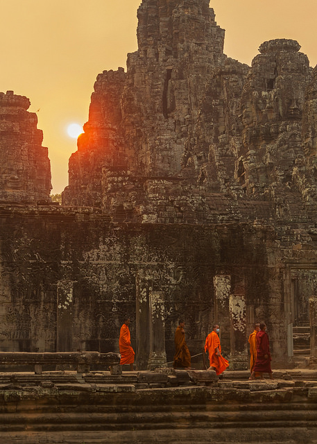 Monks under Hazy Bayon Sun