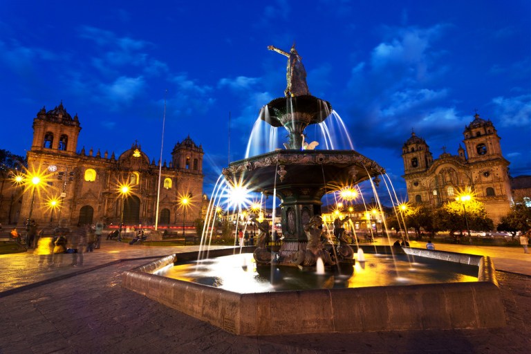 plaza-de-armas-fountain-after-sunset