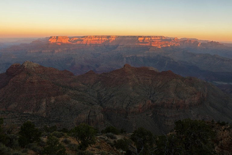 first-light-at-desert-view