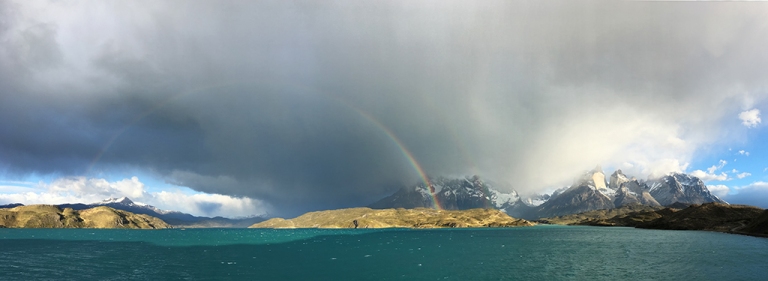 lake-pehoe-rainbow