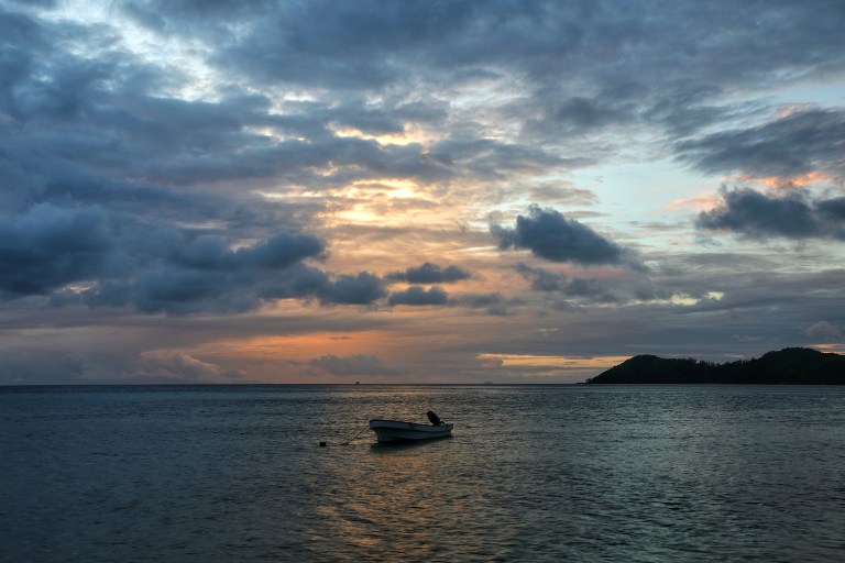 mantaray-island-sunrise